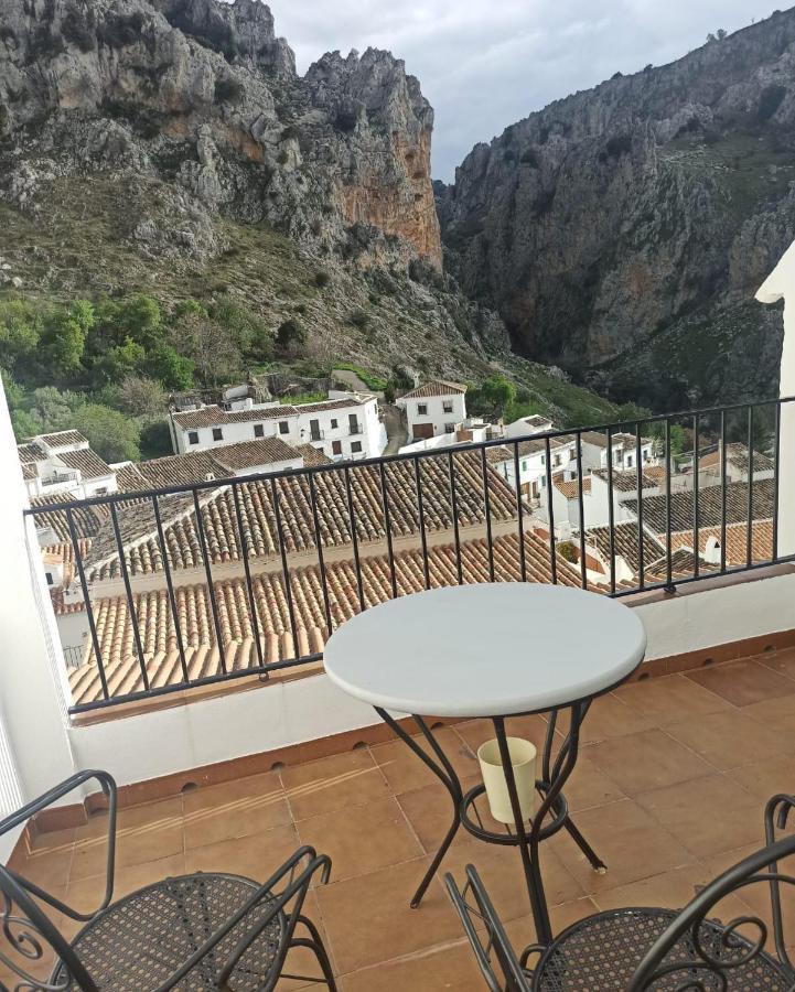 El Hechizo Del Bailon Guest House Zuheros Exterior photo